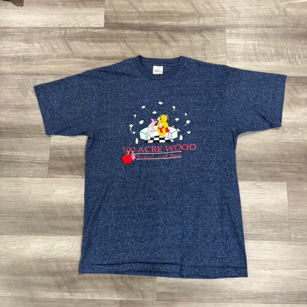 Rare VTG DISNEY Winnie The Pooh Piglet 100 Acre Wood Resort Spa T Shirt 90s Larg